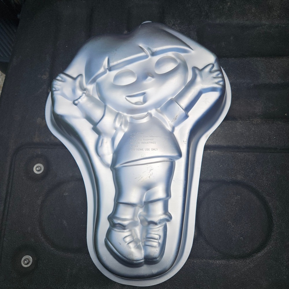 Wilton Dora‎ the Explorer Cake Pan 2003 Vintage Baking Mold Nick Jr - Picture 4 of 5
